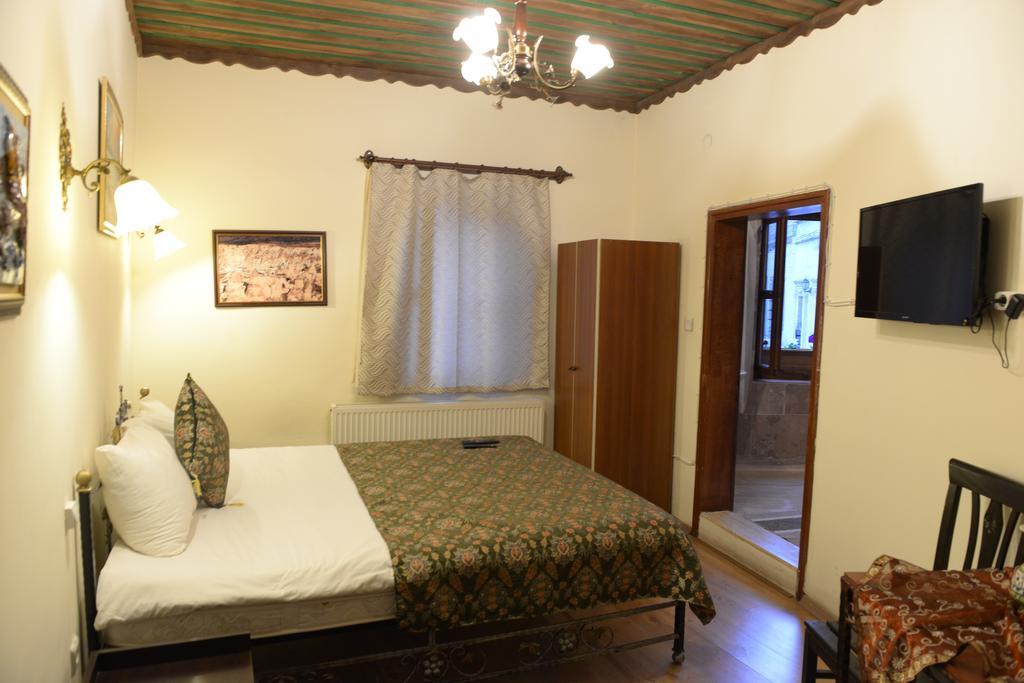 Caravanserai Cave Hotel Goreme Exterior photo