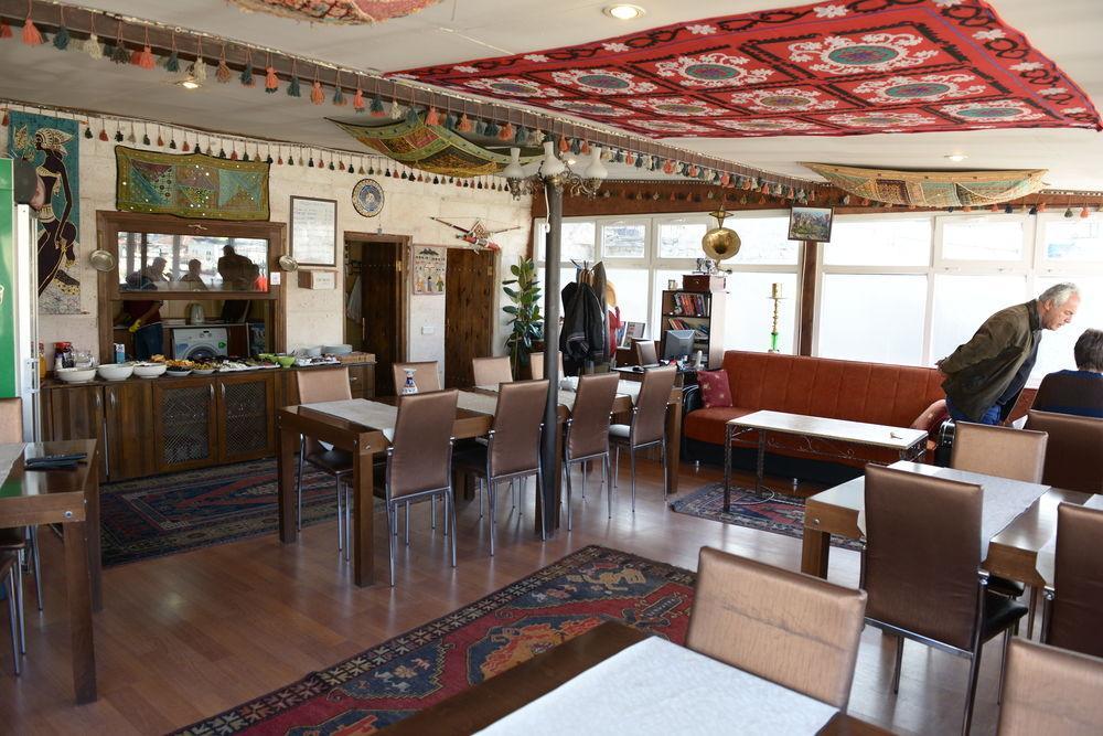 Caravanserai Cave Hotel Goreme Exterior photo